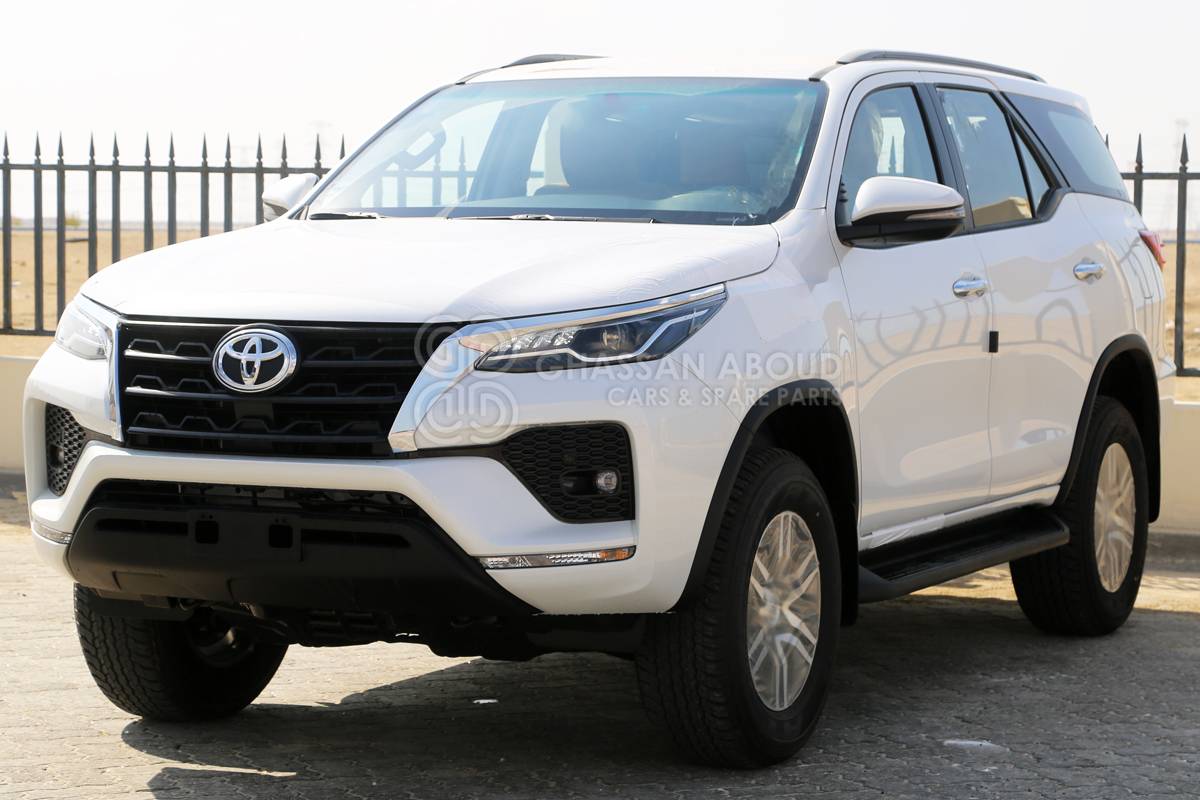 Toyota TOYOTA FORTUNER, 4.0L, GXR PETROL A/T, MY24 4.0L Mid-A/T 